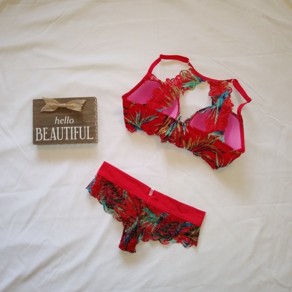 🔴SOLD🔴 NWOT PINK Red Palm Set 💋 - Picture 2 of 8